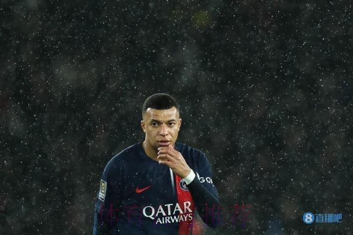 法记者:姆巴佩更倾向于与巴黎续约 而不是离队 法记者:姆巴佩更倾向于与巴黎续约 而不是离队